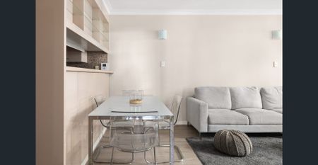 Furnished one-bedroom apartment in ‘The Elizabeth’ - Photo 4