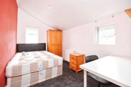 United Kingdom, Harford Street, TS1 4LR, Middlesbrough - Photo 4