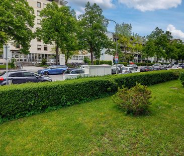 Furnished 2-room apartment near Luitpoldpark for rent - Photo 2