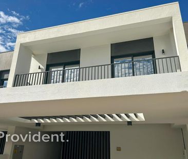 3BR plus Maid Townhouse | Great Community - Photo 2