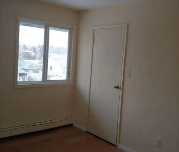 Conveniently located Downtown Red Deer (RP066) — Conveniently locat... - Photo 3