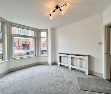3 bedroom terraced house to rent - Photo 6