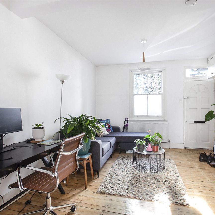 Douro Street, Bow, London, E3 2TS - Photo 1