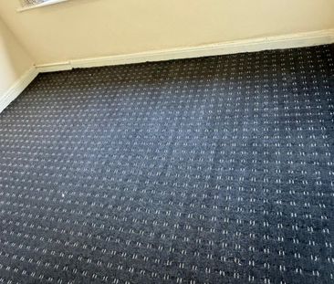 3 Bed Detached House, Lily Lane, M9 - Photo 6