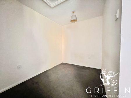 Falcon Avenue, Grays, RM17 - Photo 3