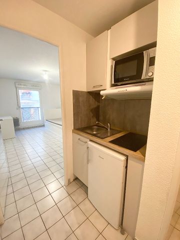 Location Appartement 1 pièce 18m² - Photo 3