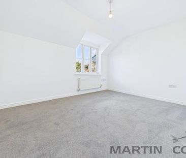 3 bedroom terraced house to rent - Photo 5