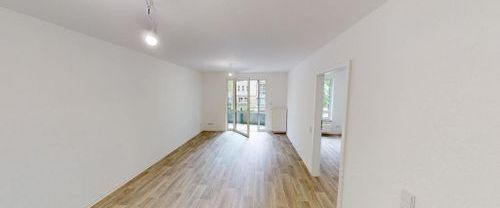Geräumige 2-Raum-Wohnung mit Balkon - Foto 1