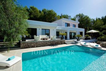4 bedroom luxury Villa for rent in Cala Vadella, Balearic Islands