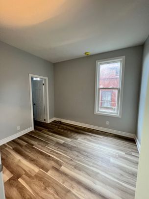 For Lease - 4233 Huron Street Unit# 2, Niagara Falls, Ontario - Photo 1