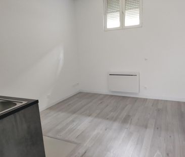 Location Appartement 1 pièce 20m² - Photo 4