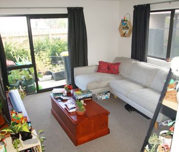 Comfortable townhouse in Sydenham - Photo 3