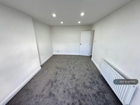 5 bedroom terraced house to rent - Photo 5