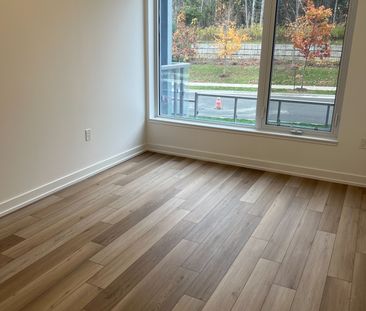 For Lease - 333 Sunseeker Avenue Unit# 155, Innisfil, Ontario - Photo 2