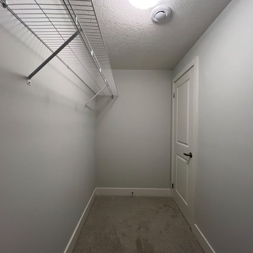 For Lease - 990 Deveron Crescent Unit# 37, London South, Ontario - Photo 1