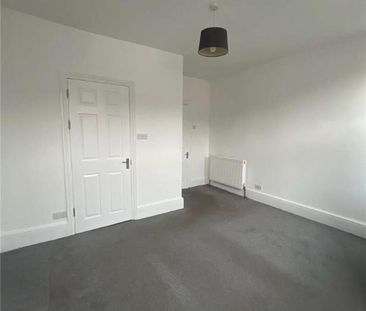 Balmoral Road, Gillingham, Kent, ME7 - Photo 4