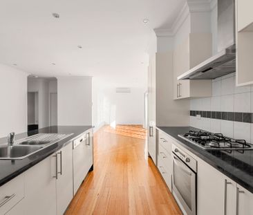 1/44 Pitt Street, Ringwood - Photo 1