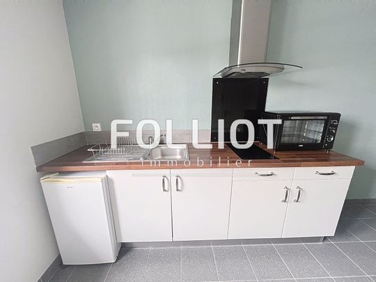 A louer : Studio Meubl� � Foug�res - R�f.2312AB - Photo 1