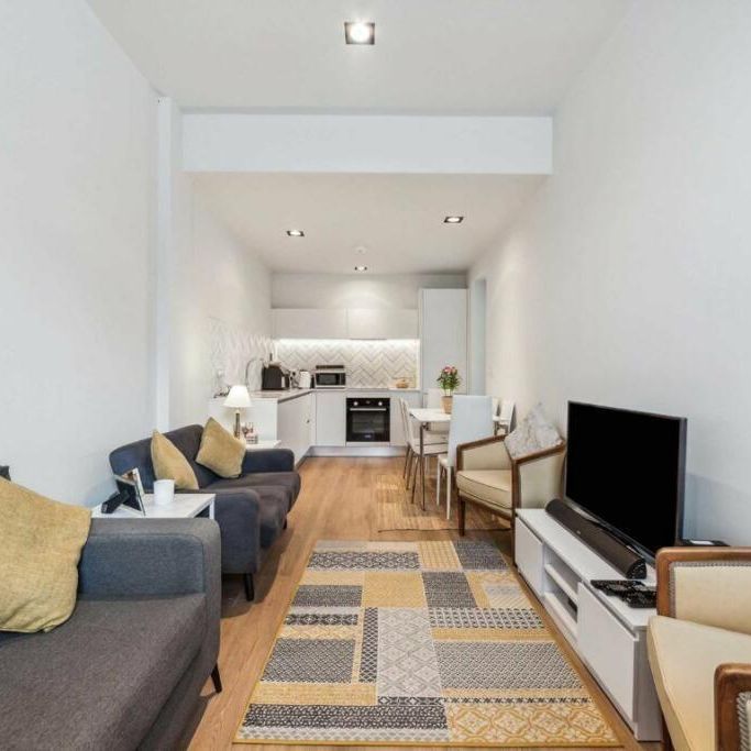 1 bedroom flat to rent - Photo 1