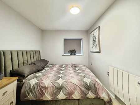 2 bedroom flat to rent - Photo 5