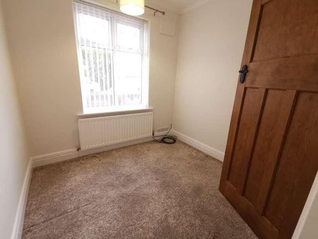 Vicars Lane, Longbenton, Newcastle Upon Tyne, NE7 - Photo 4