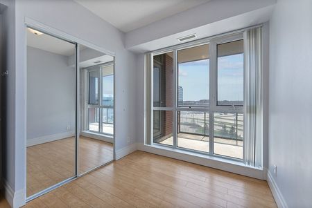 For Lease - 39 Upper Duke Crescent Unit# 607, Markham, Ontario - Photo 3