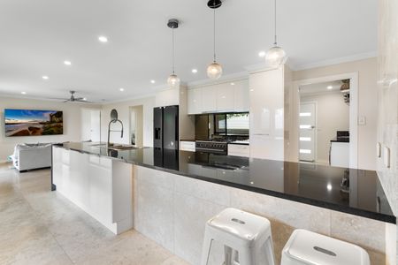 13 Oedipus Court, Eatons Hill QLD 4037 - House For Rent - $950 | Domain - Photo 2