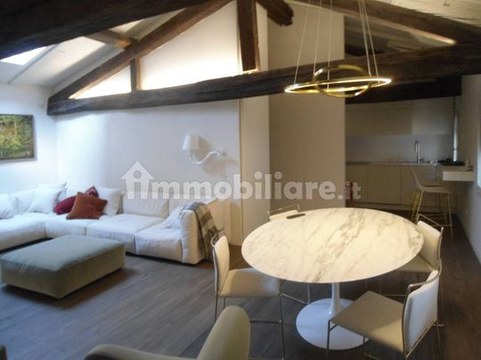Mansarda piazza San Domenico, Castiglione - Tribunale, Bologna - Foto 1