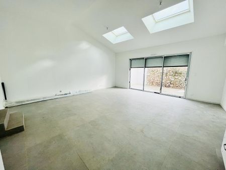 Location Maison 5 pièces 116m² PONT ST MARTIN 44860 - Photo 2