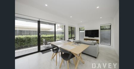 Modern 2x2 Apartment in the Heart of North Perth - Photo 4