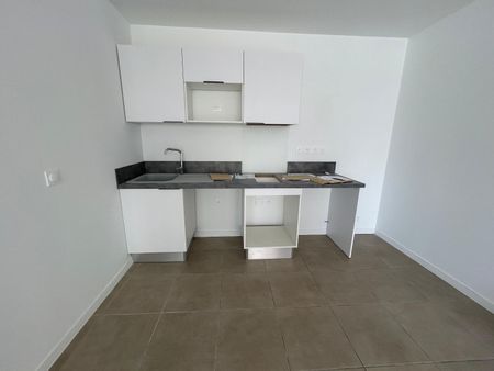 Appartement 2 pièces à louer à ELNE - Photo 4