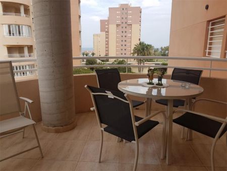 Piso de alquiler en Calle Concha Espina, 5, Campoamor - Photo 2