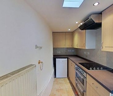 2 bedroom detached bungalow to rent - Photo 2
