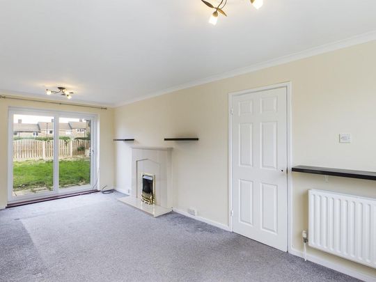 3 bedroom terraced house to rent - Photo 1