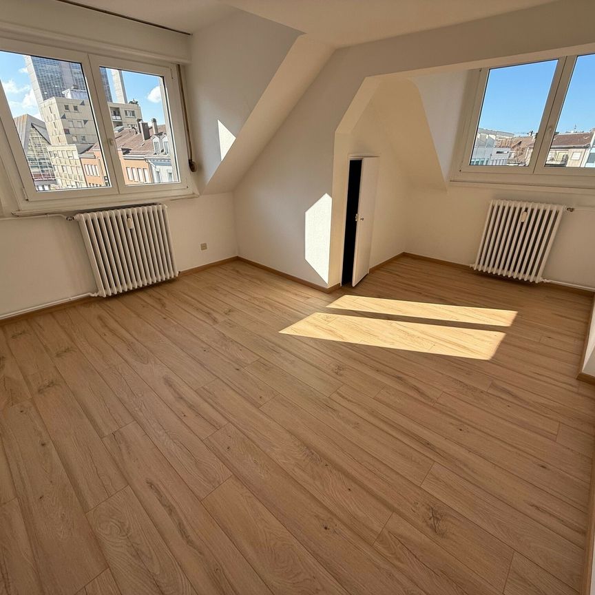 Appartement lumineux de 3 pièces au centre de Bienne. - Photo 1