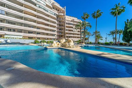 Apartment with sea views 1st line beach - Photo 5