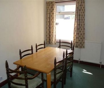 2 Bed Terraced House, Kensington Road, RG30 - Photo 6