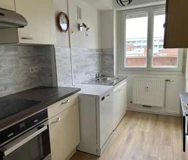 Location Appartement 3 pièces 73m² ARRAS 62000 - Photo 5