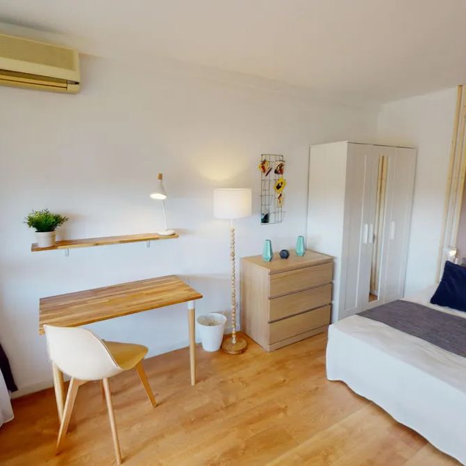 53 Rue du Faubourg Saint-Jaumes 53, Montpellier - Photo 1