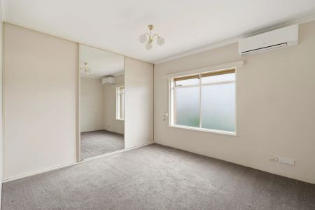 Modern & Spacious 2-Bedroom Unit in a Highly Convenient Location - Photo 3