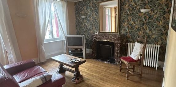 Location Appartement 2 pièces 68m² LE CREUSOT 71200 - Photo 2