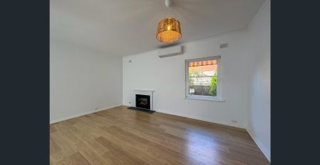 Beachside lifestyle in beautiful Hove - Photo 2