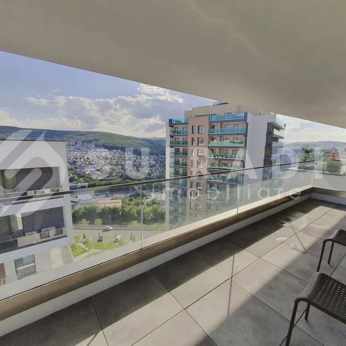 Apartament nemobilat de inchiriat. Ideal pentru birouri. - Fotografie 1