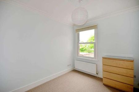 Westbury Road, Bounds Green, N11 - Photo 5