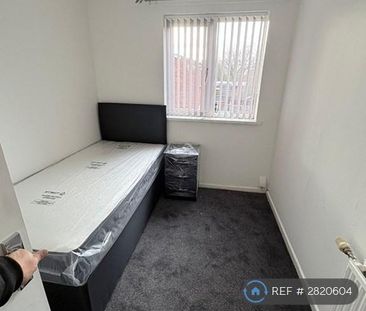 1 bedroom in a house share to rent - Photo 5