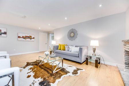 For Lease - 5 Foursome Crescent, Toronto, Ontario - Photo 4