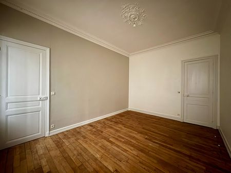 Appartement à louer - REIMS - Photo 5
