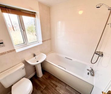 2 bedroom flat to rent - Photo 6