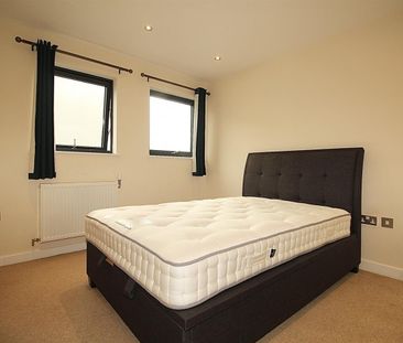 1 Bedroom Flat/Apartment To Let - Photo 5