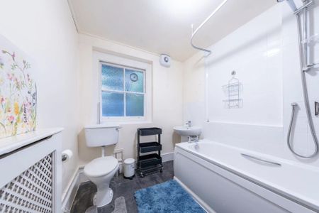 Fortess Road, London - Photo 4